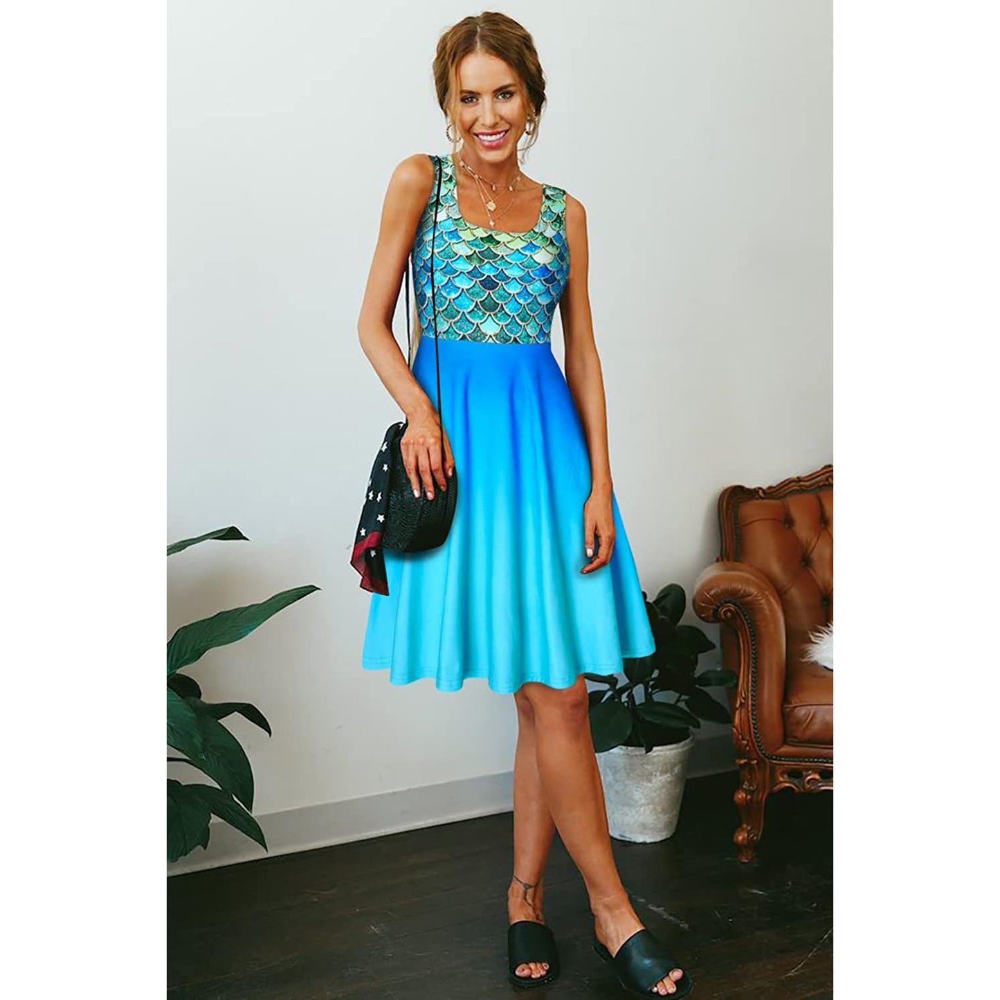 Blaues Fischschuppen-lustiges Kleid für Frauen