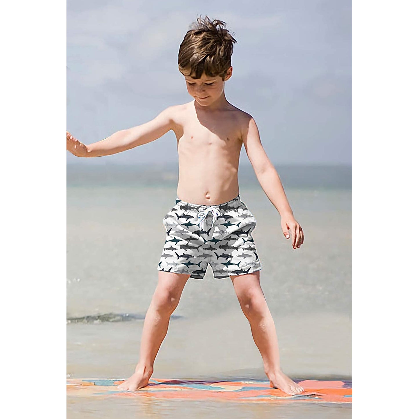 Lustige Badehose für Jungen mit Haimotiv, weiß