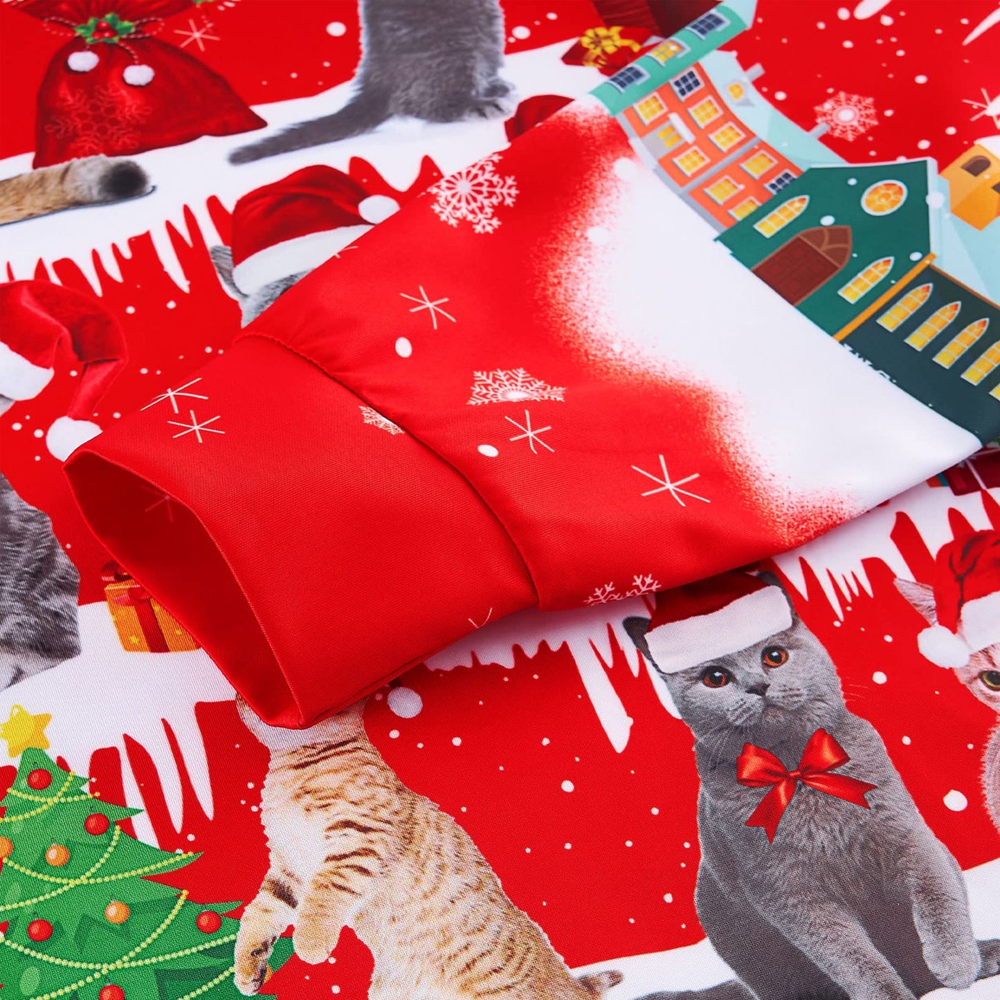 Hässlicher Weihnachtspullover mit Weihnachtsmann-Katzen